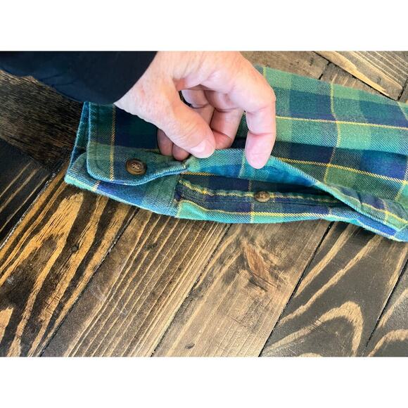 Fossil Plaid Flannel Button Down Shirt Men XL Academia Hiking Outdoors Camping - Picture 10 of 10